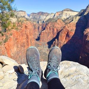 Vasque Mesa Trek UltraDry Hiking Boot, Size 7